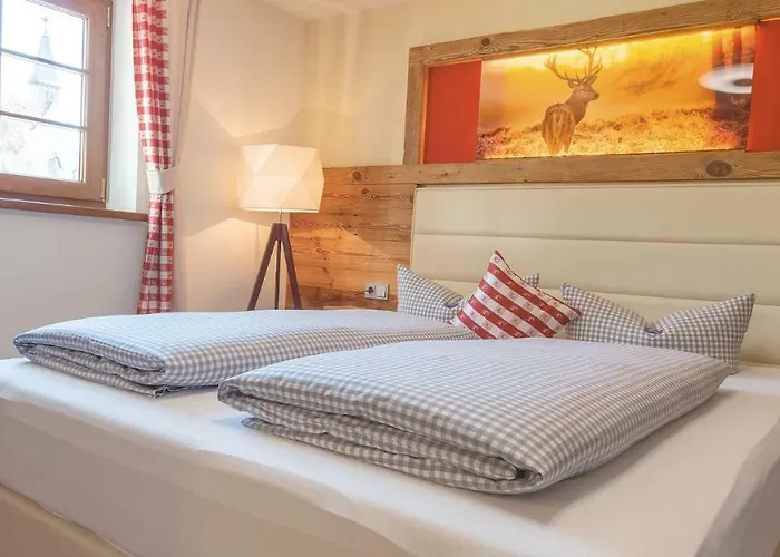 Boutique Beim Lipp - Restaurant & 3* Roßhaupten