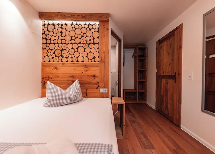 Boutique Beim Lipp - Restaurant & Hotel Roßhaupten